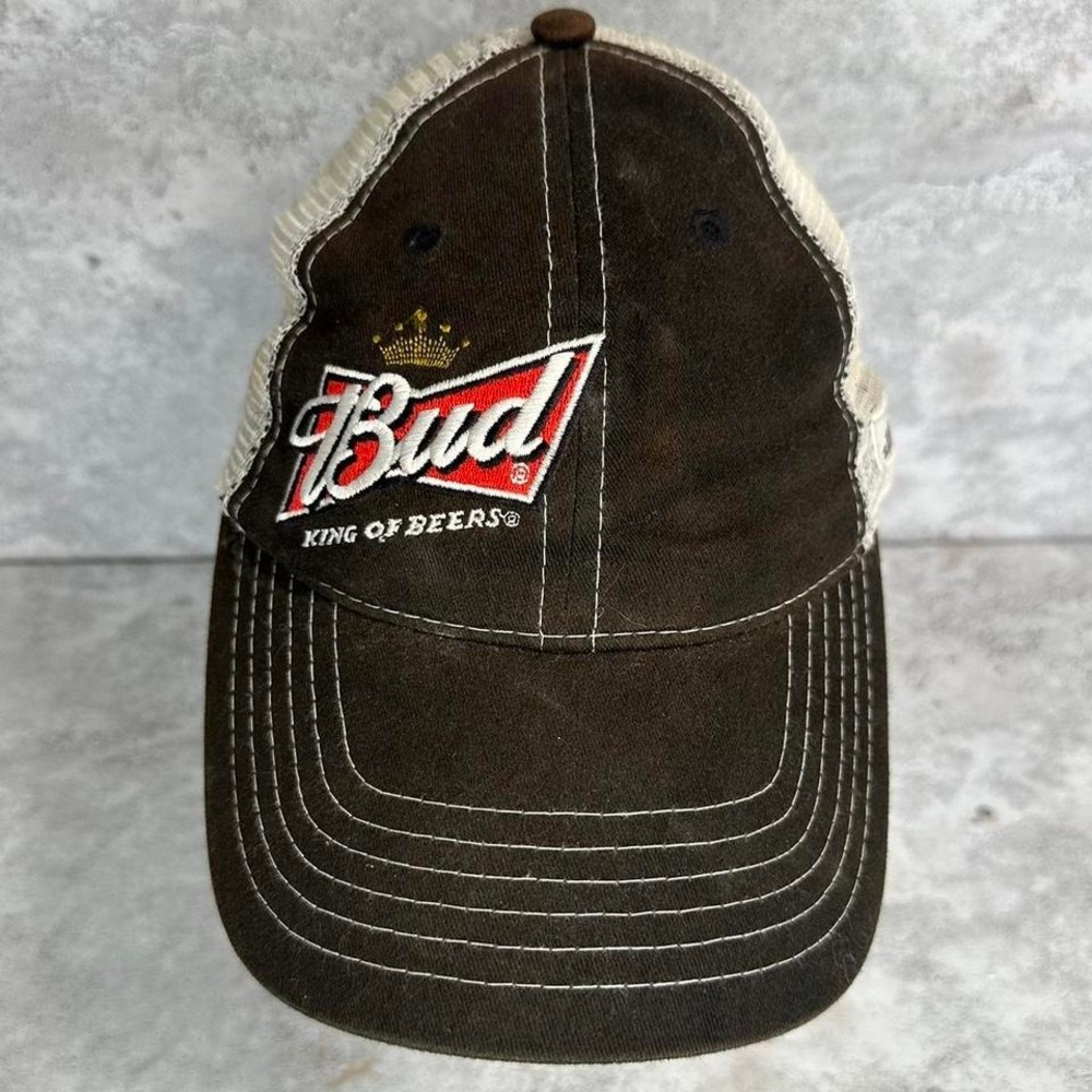 Brown and white vintage‎ Budweiser trucker hat hats
